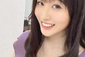 日本酒吧群交迅雷下载[720P]电影海报